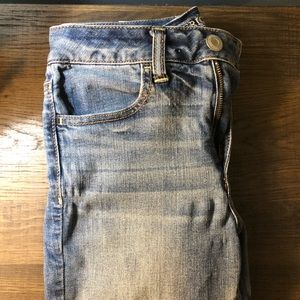 American Eagle High Rise Jeggin. Women’s Size 6.